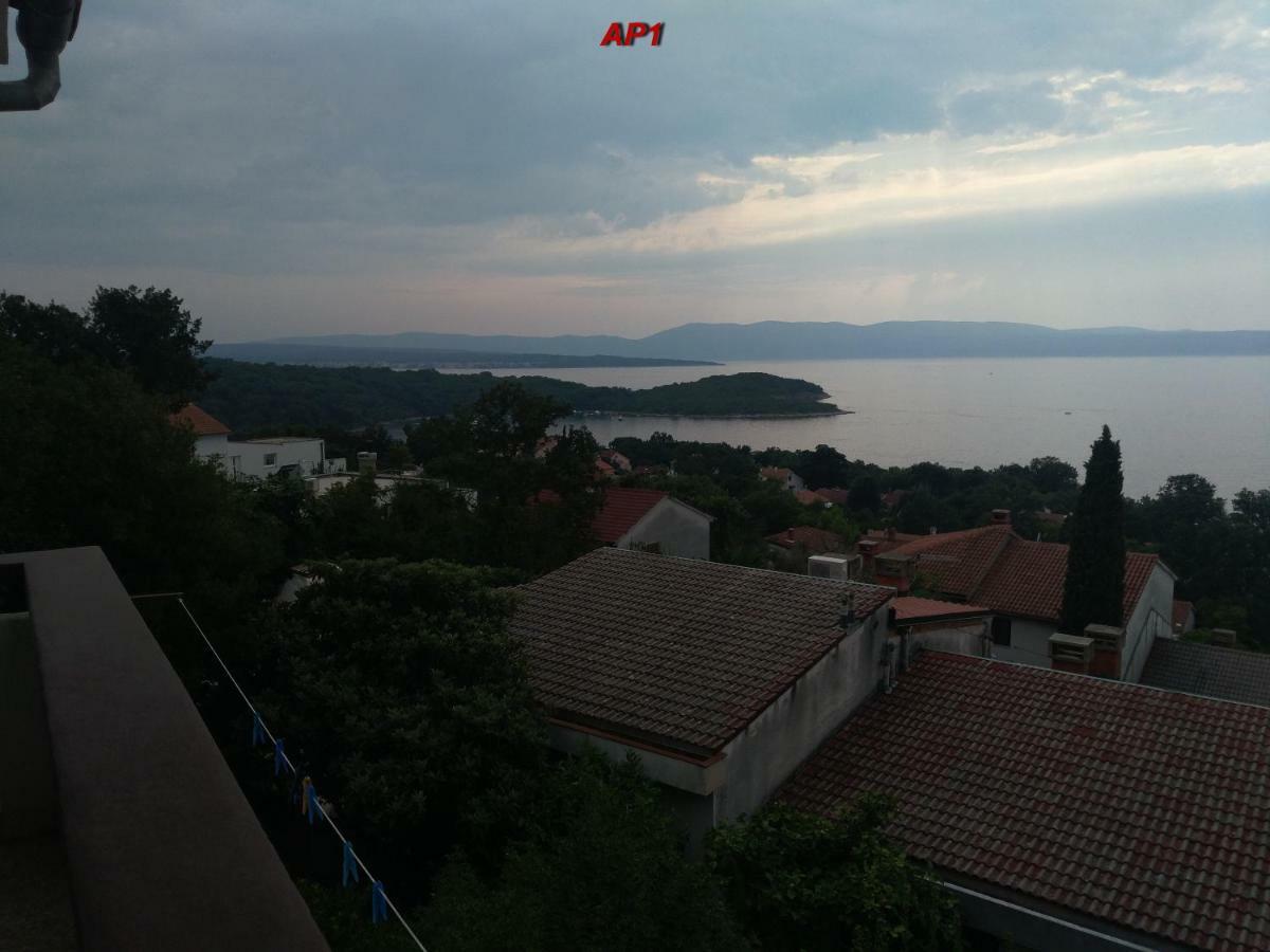 Apartments Sudic Njivice Eksteriør bilde